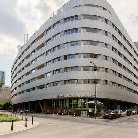 Deluxe Apartment Wronia 45 With Ac, Parking & Balcony By Renters Prestige Varsovia Exterior foto