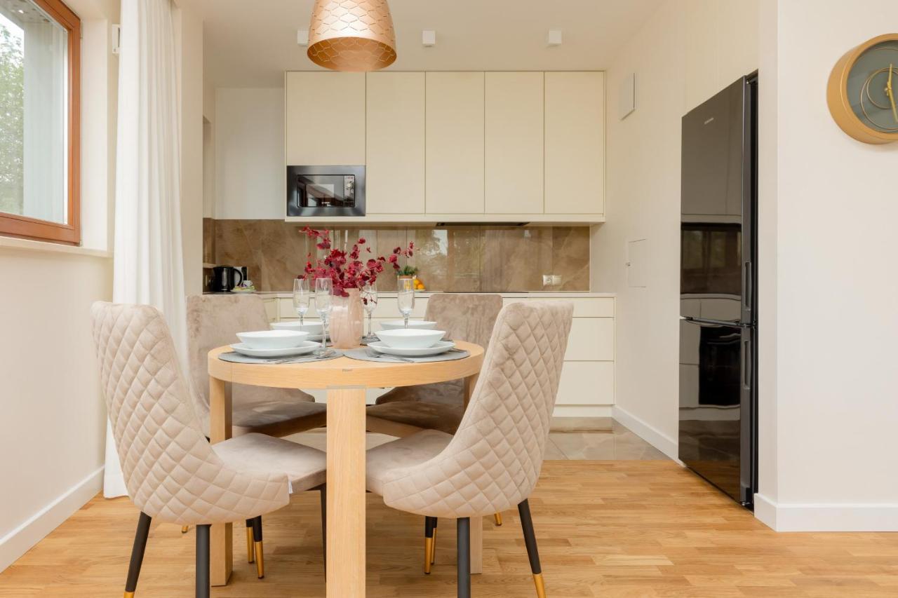 Deluxe Apartment Wronia 45 With Ac, Parking & Balcony By Renters Prestige Varsovia Exterior foto