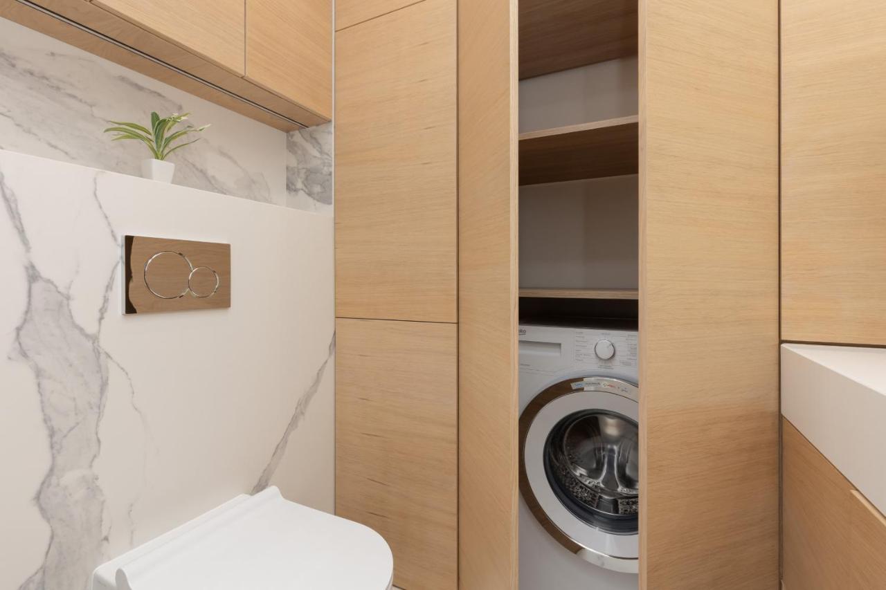 Deluxe Apartment Wronia 45 With Ac, Parking & Balcony By Renters Prestige Varsovia Exterior foto
