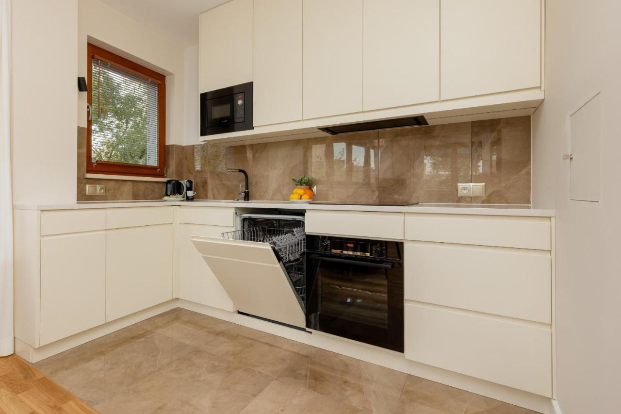Deluxe Apartment Wronia 45 With Ac, Parking & Balcony By Renters Prestige Varsovia Exterior foto